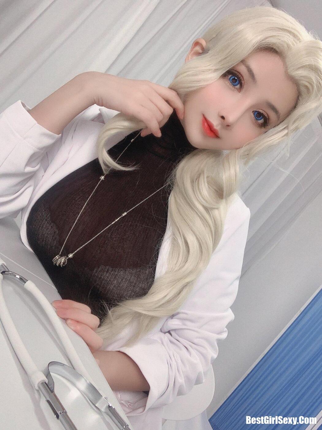 Coser@rioko凉凉子 Vol.055 透视装的校医大姐姐