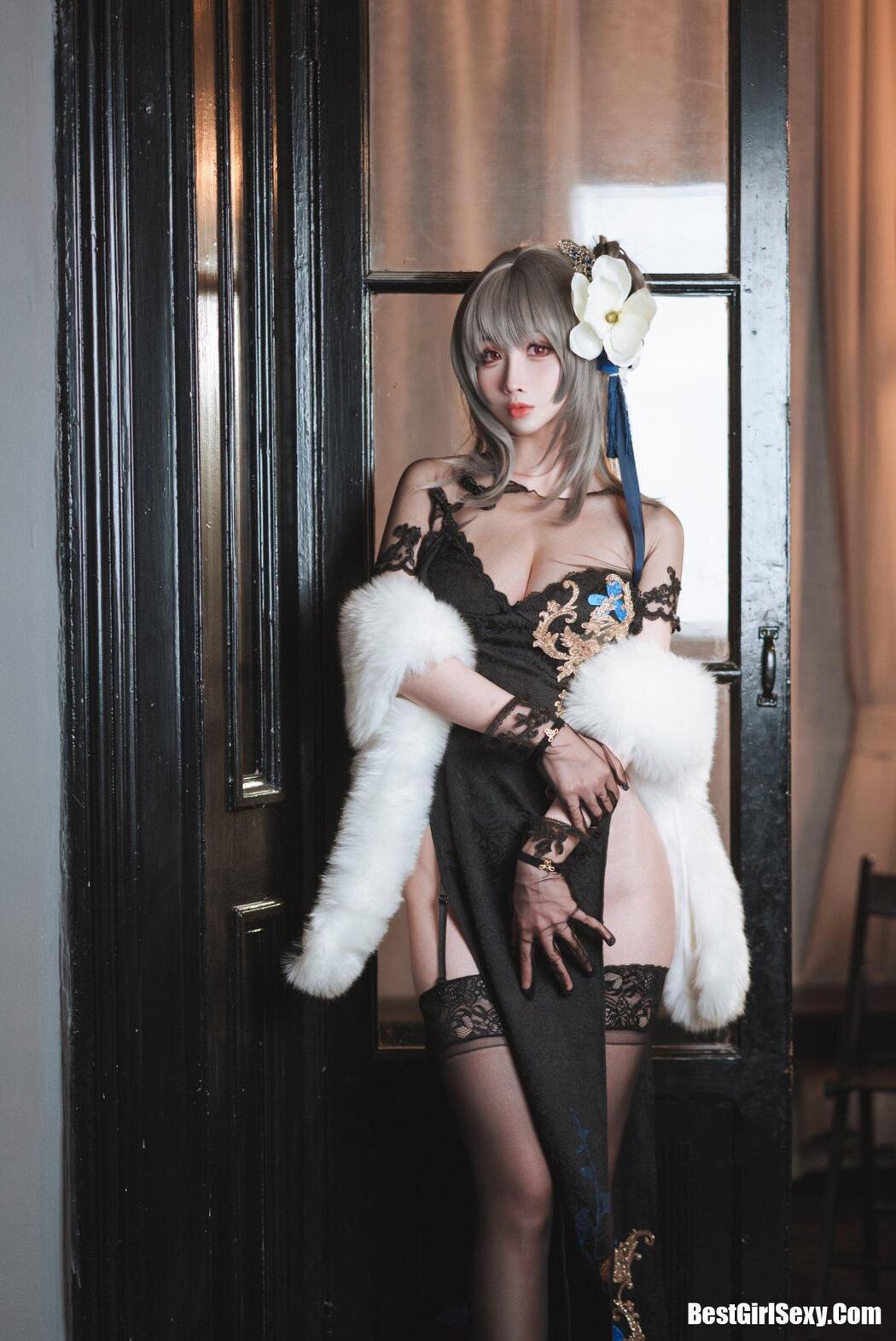 Coser@rioko凉凉子 Vol.066 瑰丽的执勤人