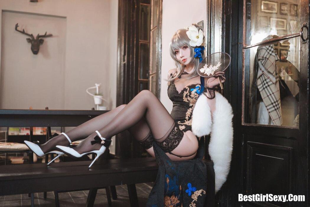 Coser@rioko凉凉子 Vol.066 瑰丽的执勤人