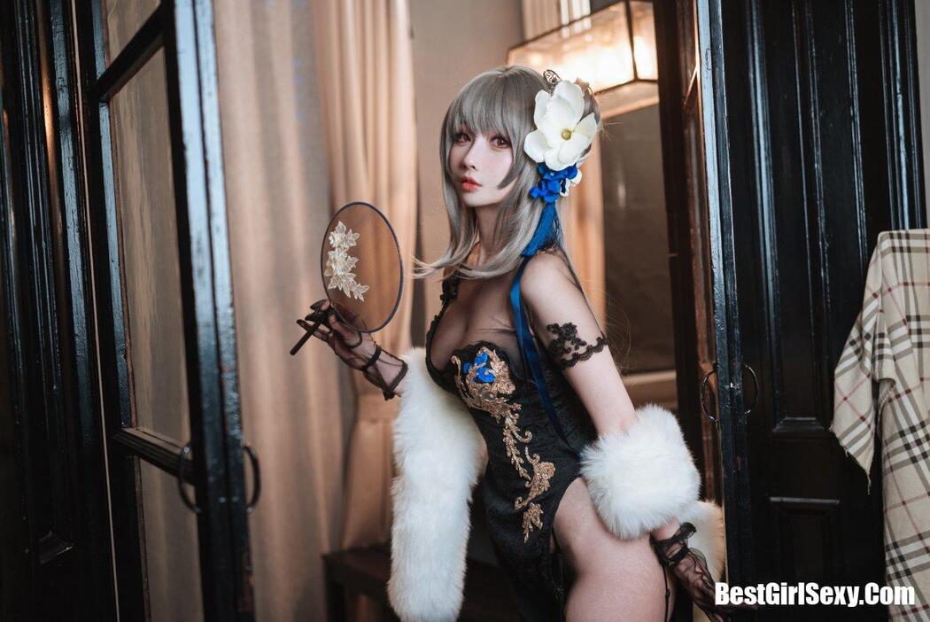 Coser@rioko凉凉子 Vol.066 瑰丽的执勤人