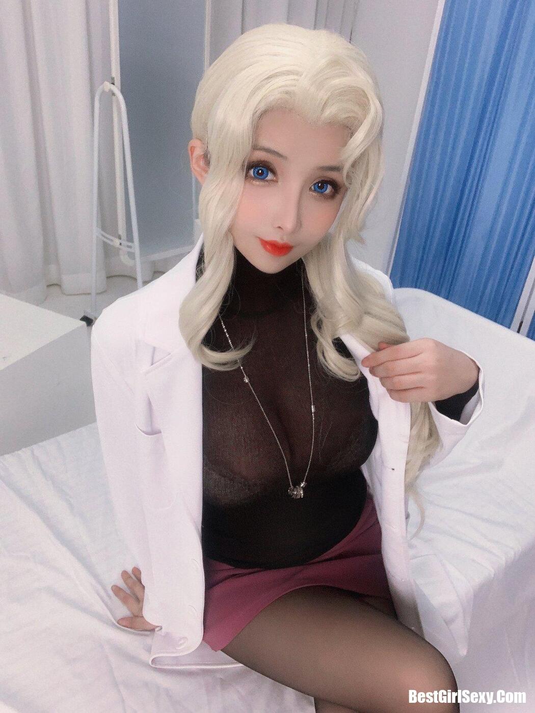 Coser@rioko凉凉子 Vol.055 透视装的校医大姐姐