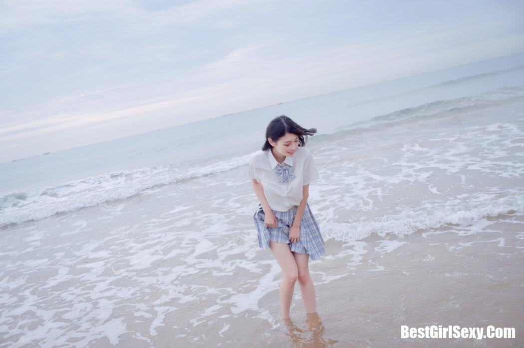 Coser@周叽是可爱兔兔 Vol.020 海边JK