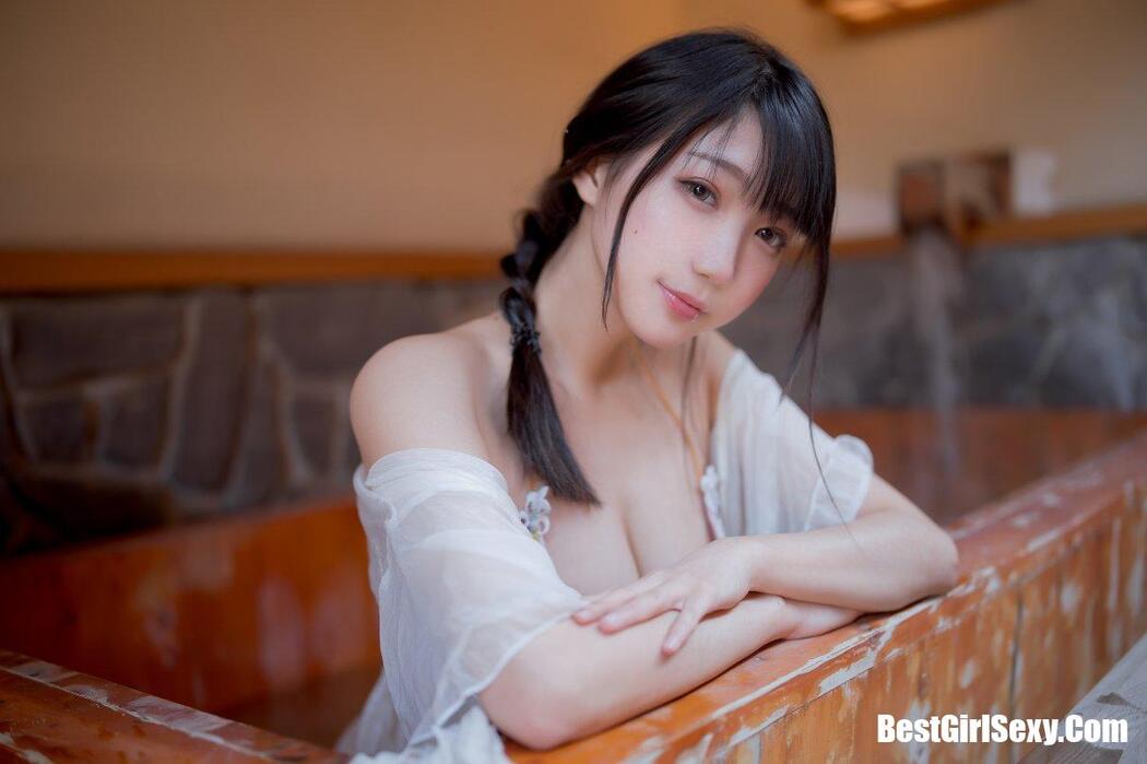 Coser@周叽是可爱兔兔 Vol.010 温泉女友