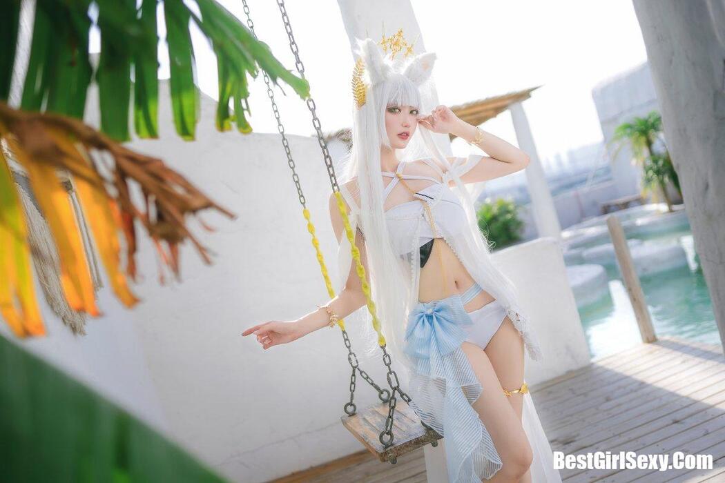 Coser@周叽是可爱兔兔 Vol.013 白金泳装
