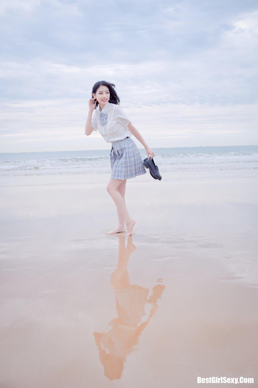 Coser@周叽是可爱兔兔 Vol.020 海边JK