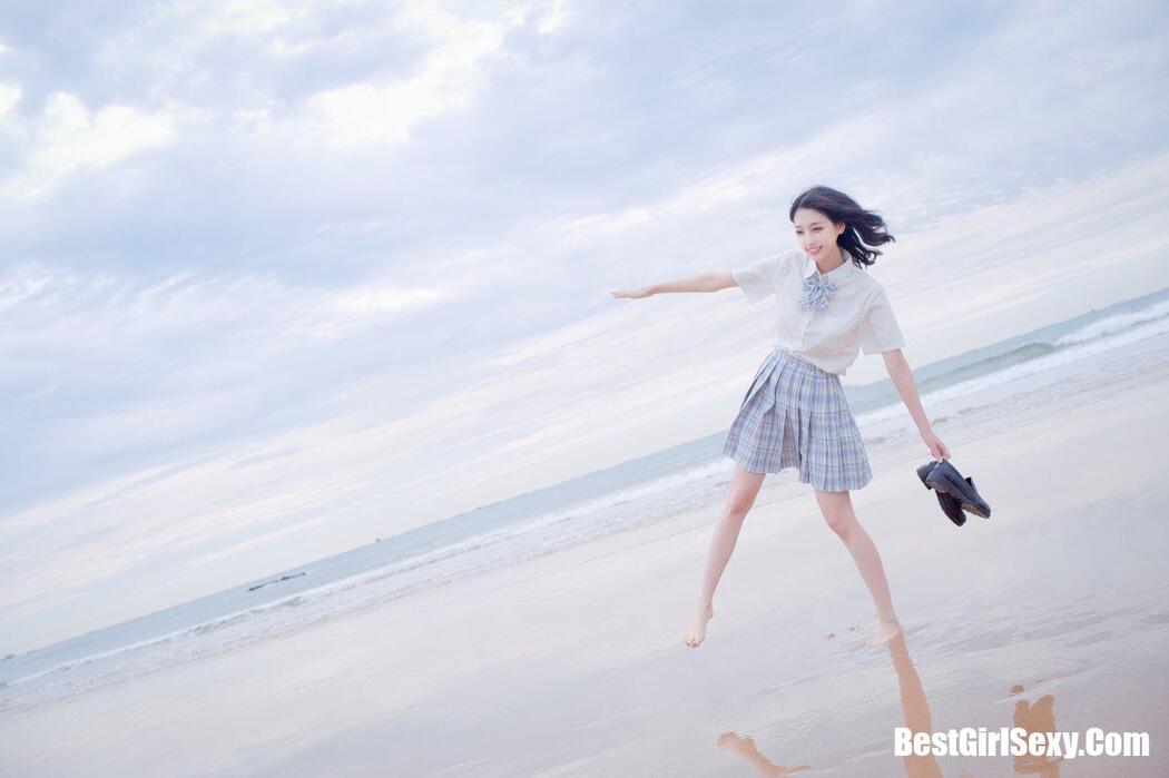 Coser@周叽是可爱兔兔 Vol.020 海边JK