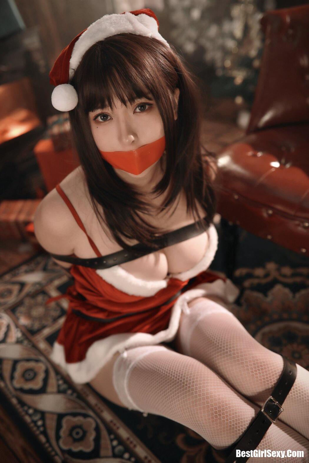 Coser@小容仔咕咕咕w Vol.002 圣诞礼物×捆绑