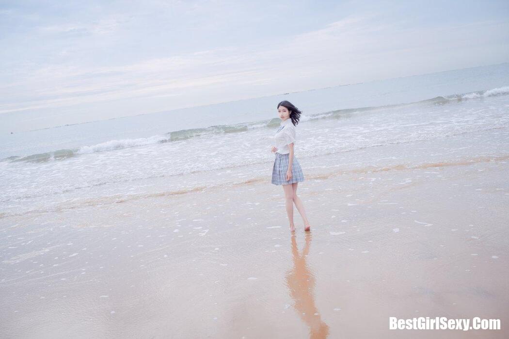 Coser@周叽是可爱兔兔 Vol.020 海边JK