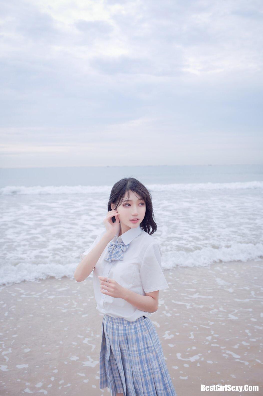 Coser@周叽是可爱兔兔 Vol.020 海边JK