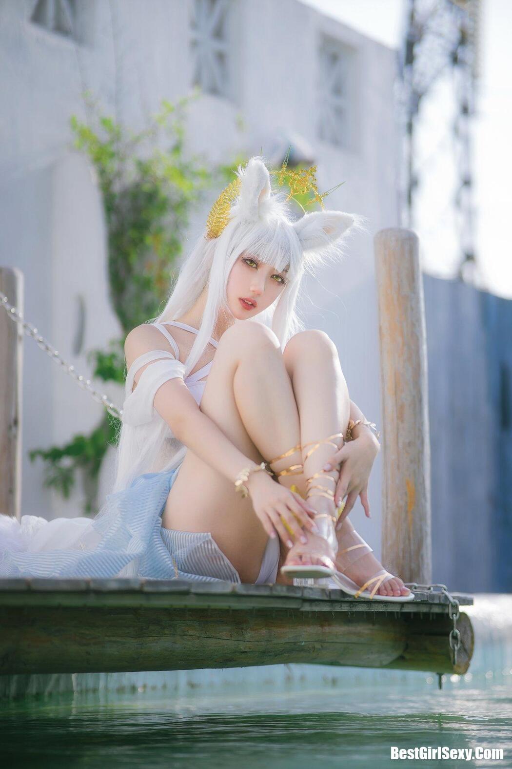 Coser@周叽是可爱兔兔 Vol.013 白金泳装