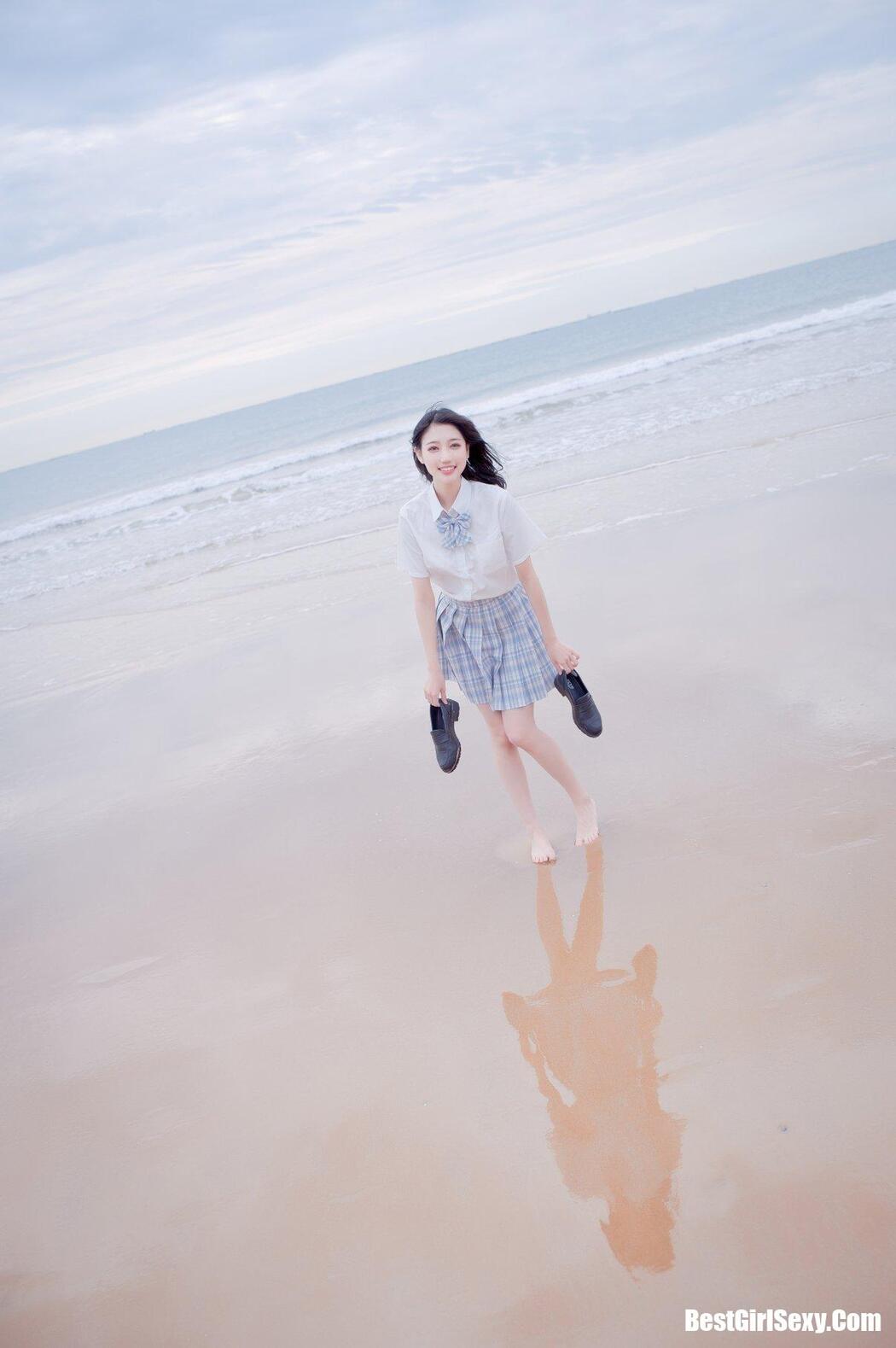 Coser@周叽是可爱兔兔 Vol.020 海边JK