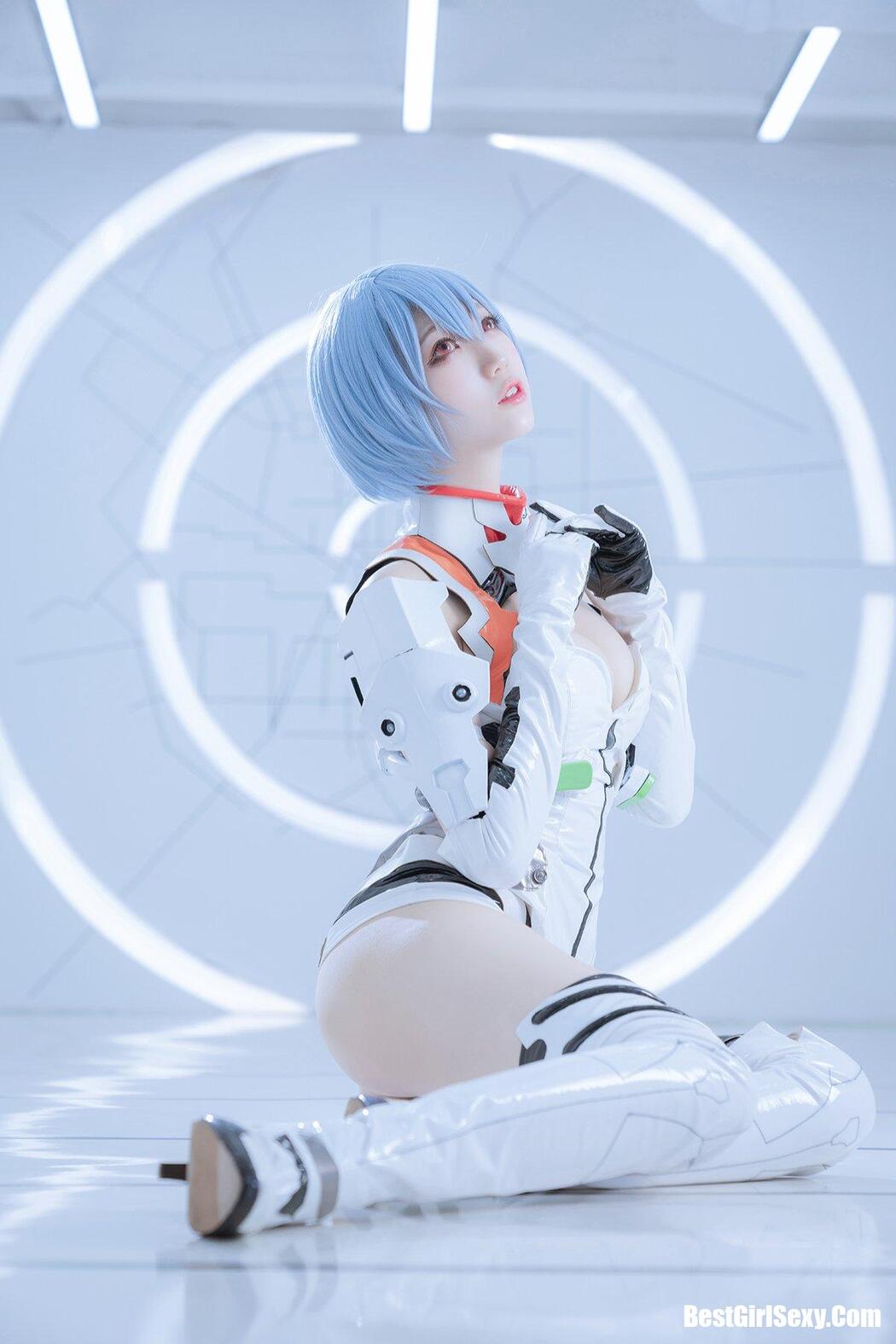 Coser@周叽是可爱兔兔 Vol.005 绫波丽 白战 Cover Photo