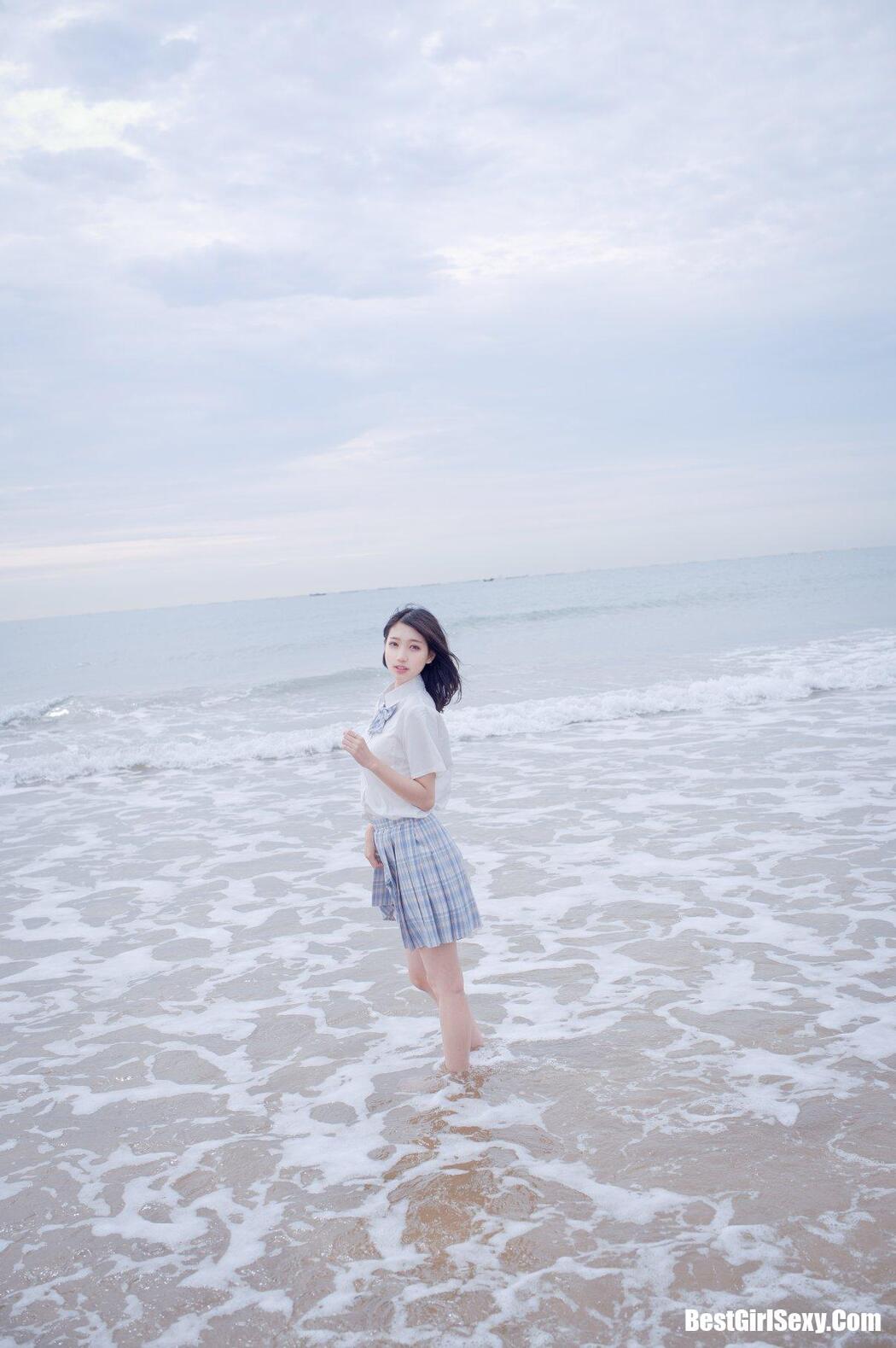 Coser@周叽是可爱兔兔 Vol.020 海边JK