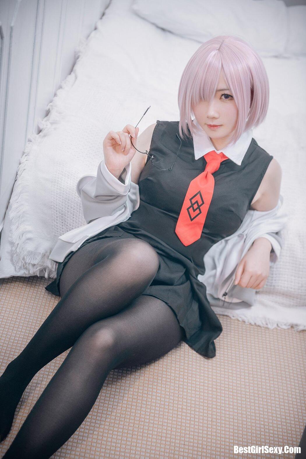 Coser@微肉感萌妹是本末末 玛修常服 猫咪下着