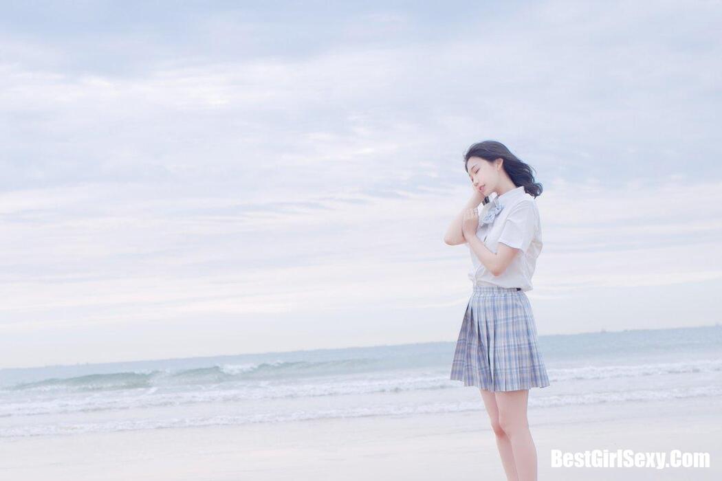 Coser@周叽是可爱兔兔 Vol.020 海边JK