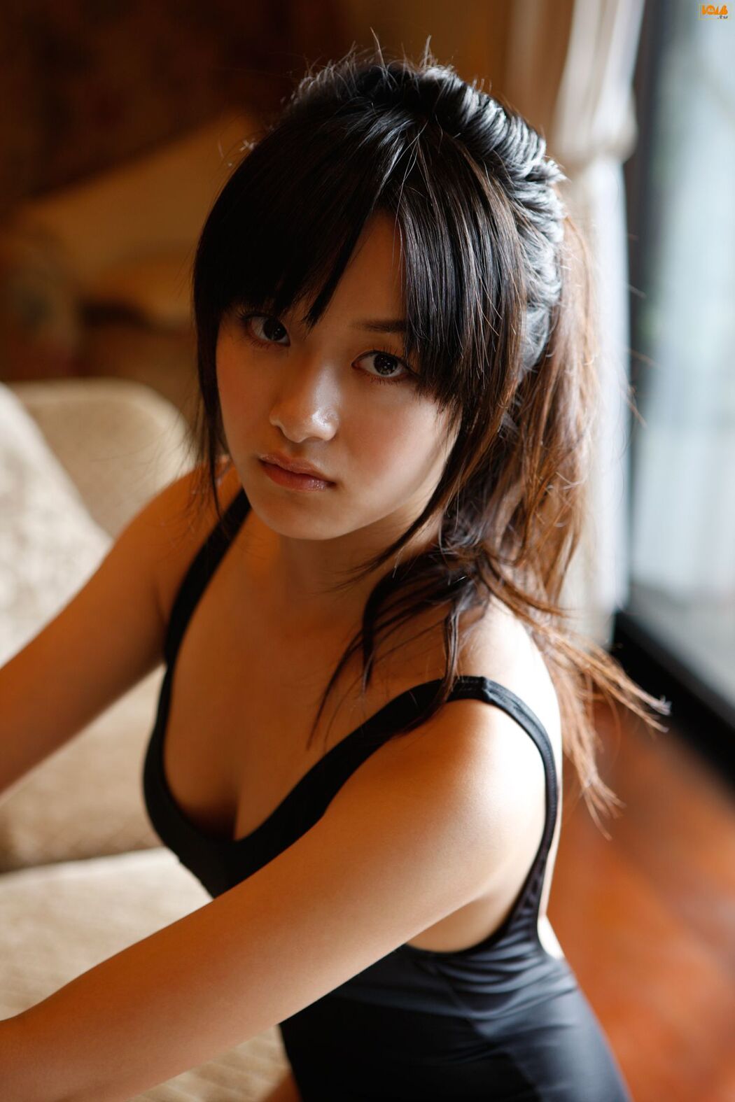 [Bomb.TV] April 2010 Issue Miyake Hitomi Miyake Hitomi