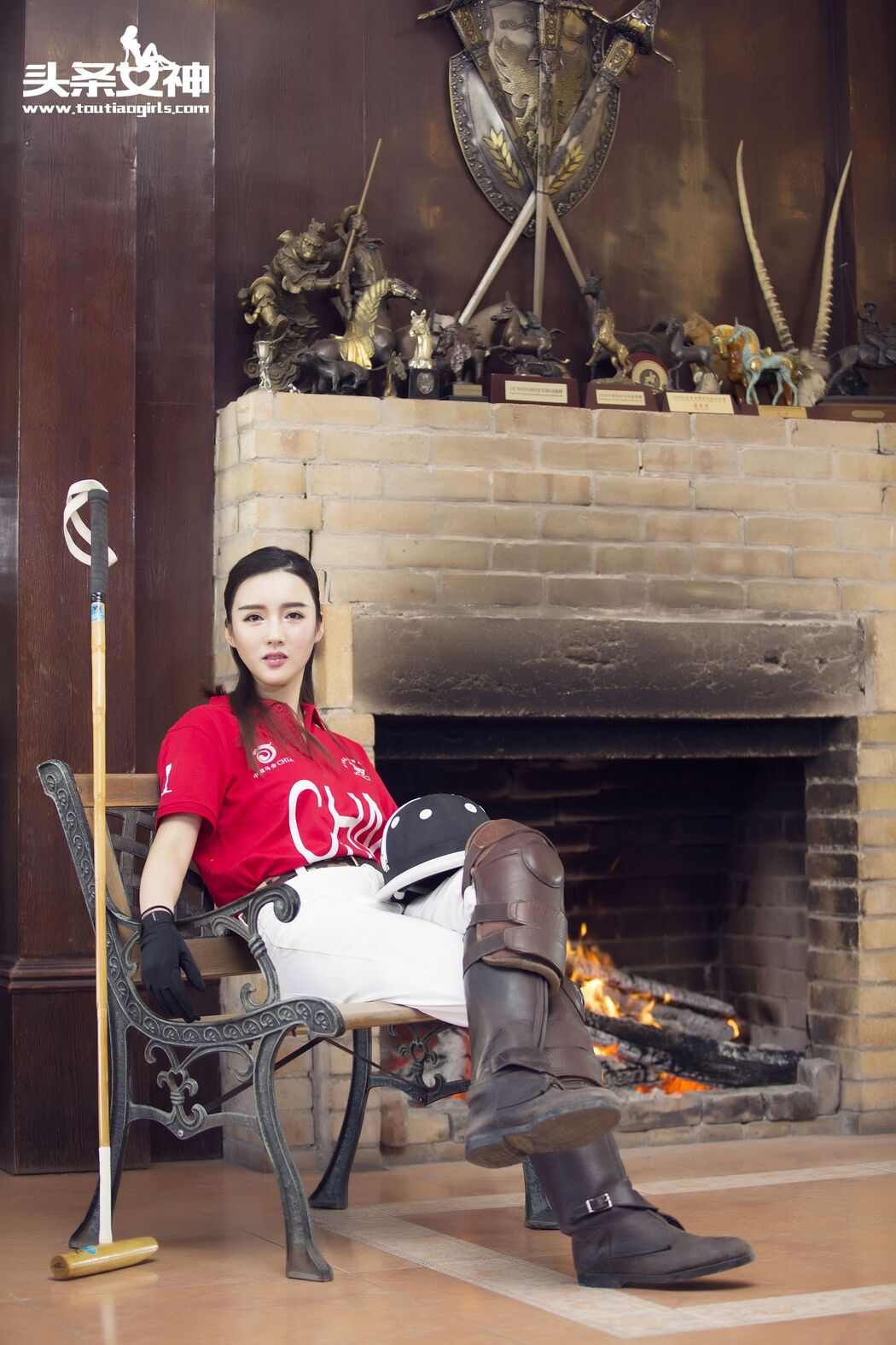 Guo Wanting "Youth on the Horse Farm" [Headline Goddess]