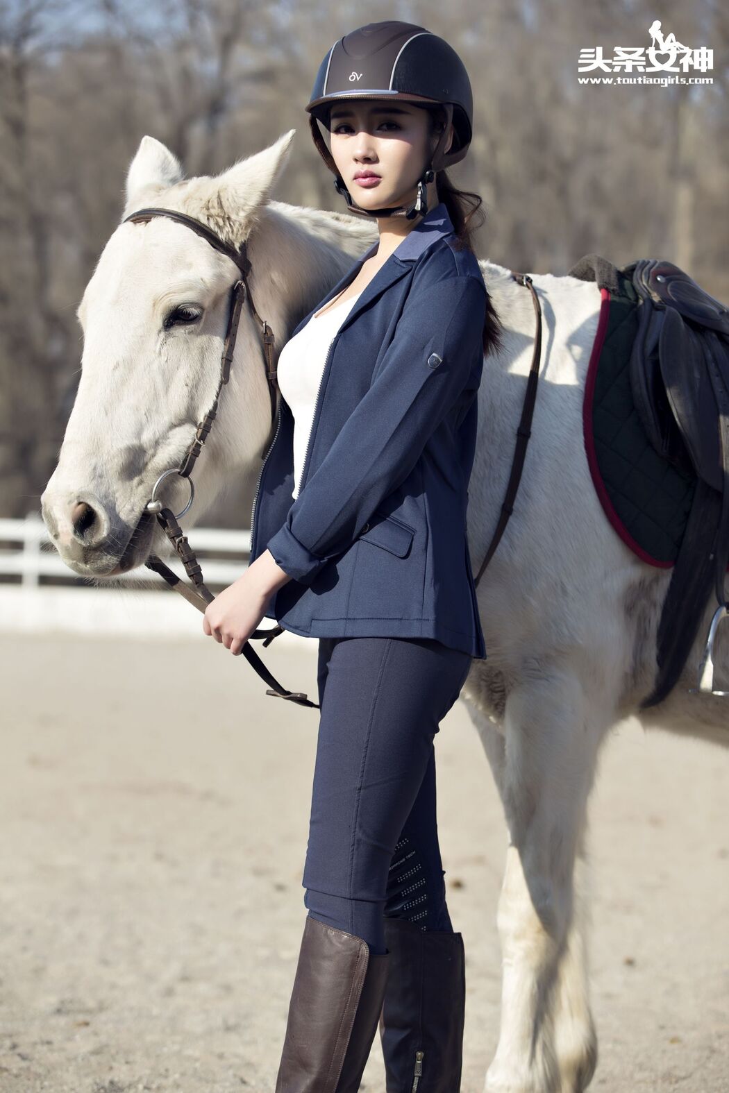 Guo Wanting "Youth on the Horse Farm" [Headline Goddess]