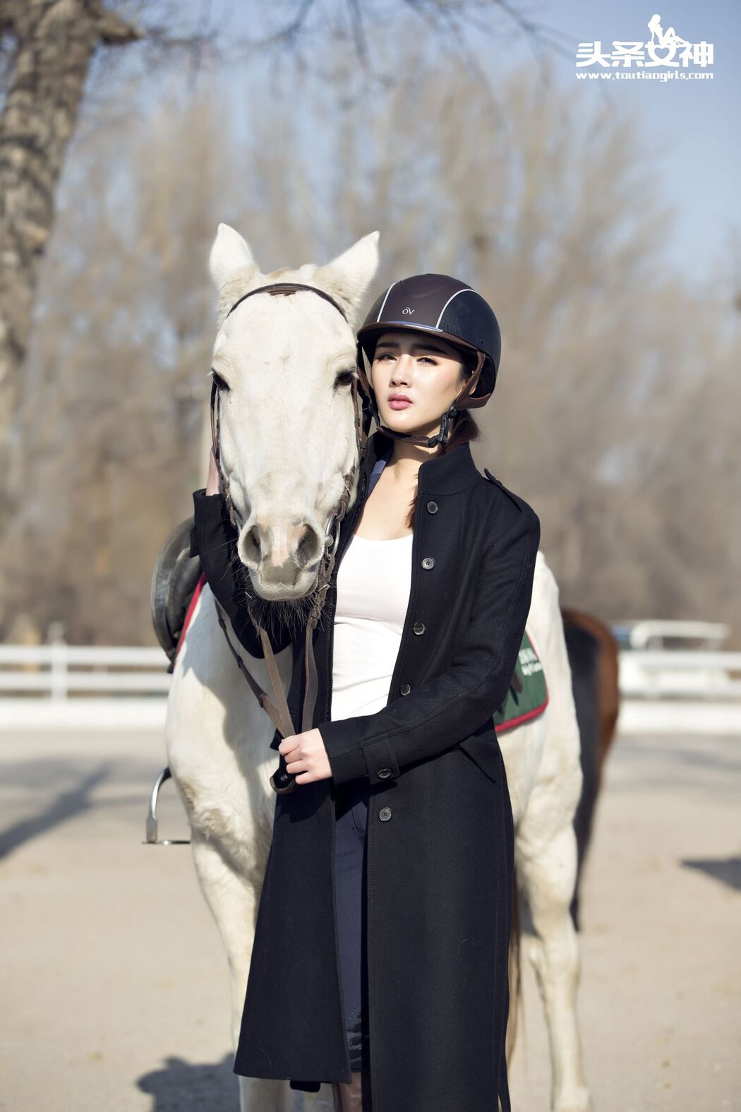 Guo Wanting "Youth on the Horse Farm" [Headline Goddess]