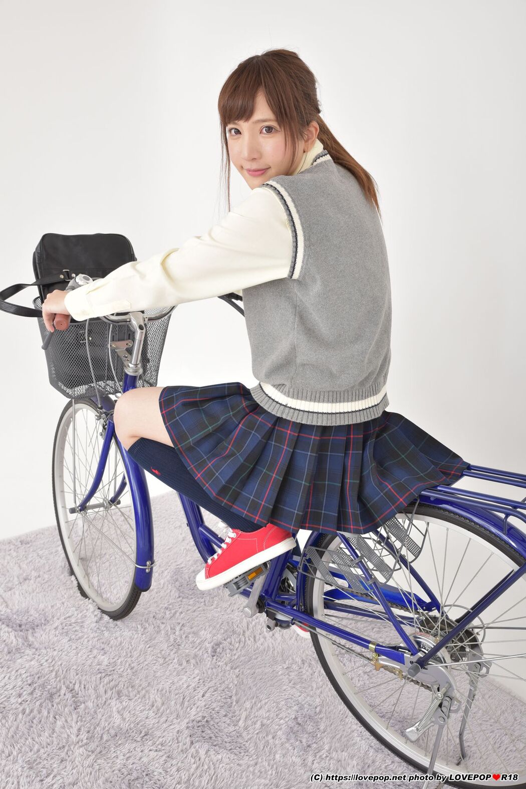 [LOVEPOP] Ayami Shionogi