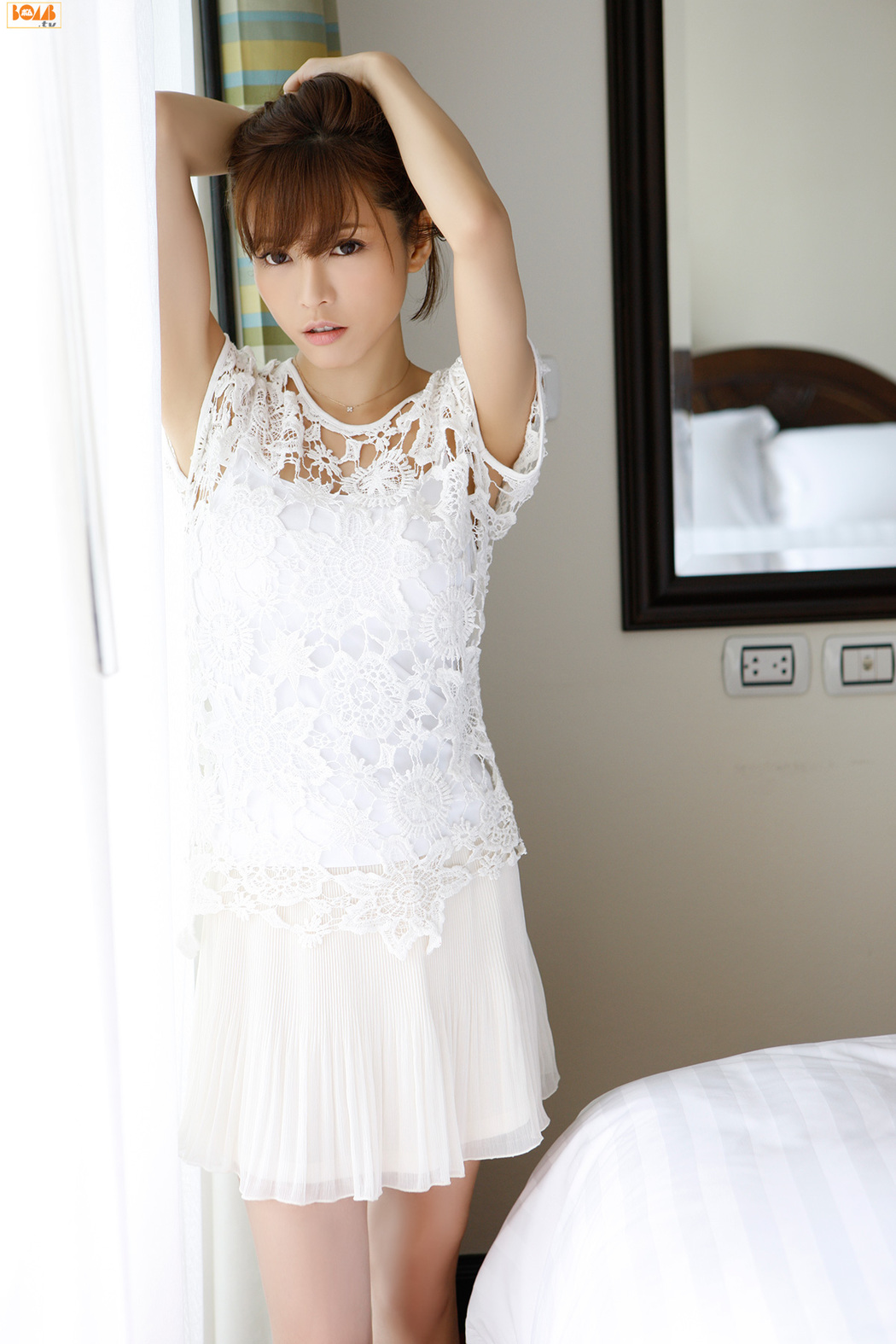 Yumiko Shaku [Bomb.TV] October 2012