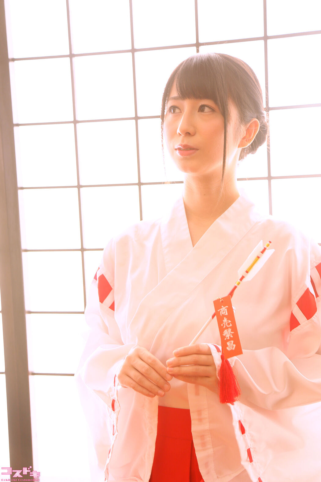 [Cosdoki] Sora Izumi 泉水青空/雄飞ときね-izumisora_pic_miko1