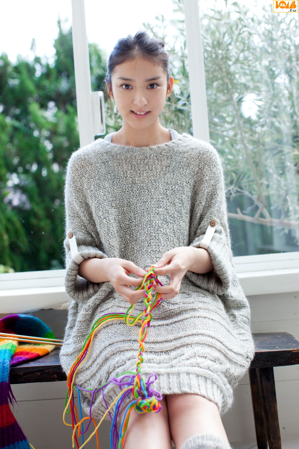 [Bomb.TV] February 2012 issue Takei Saki Emi Takei