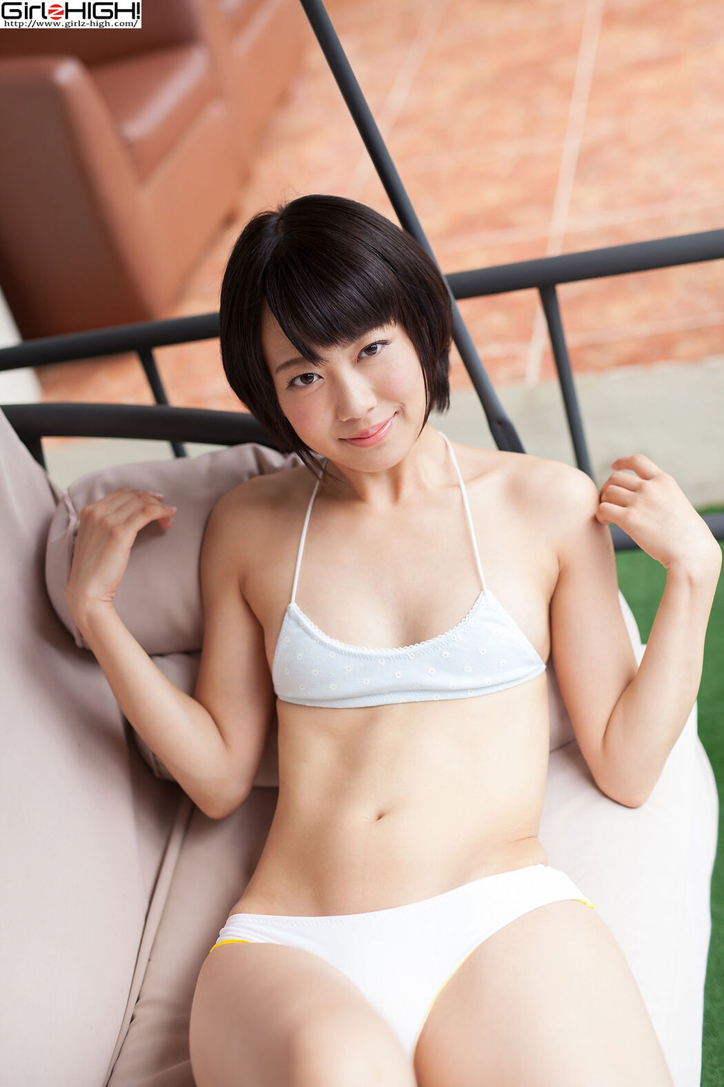 [Girlz-High] Koharu Nishino Koharu Nishino - Fitness Ball Pretty Girl - bkoh_010_001