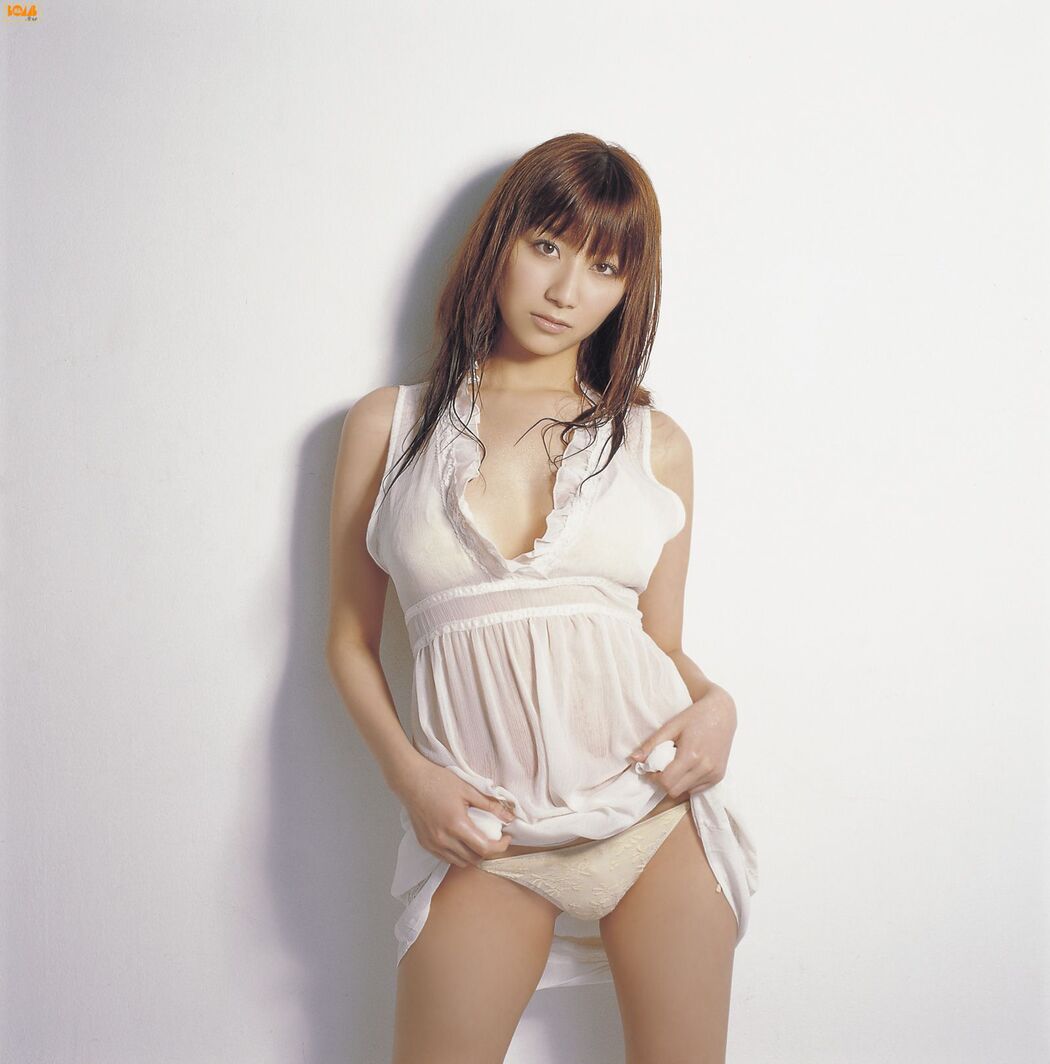 [Bomb.TV] August 2007 Ai Kawanaka Kawanaka River / Hemp Series