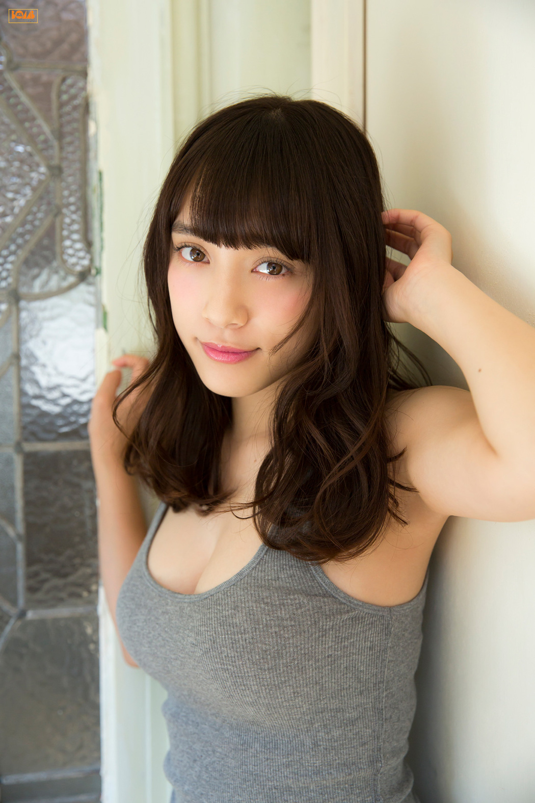 Sayaka Tomaru "Manmaru Nana no Ko" [Bomb.TV] December 2015 issue