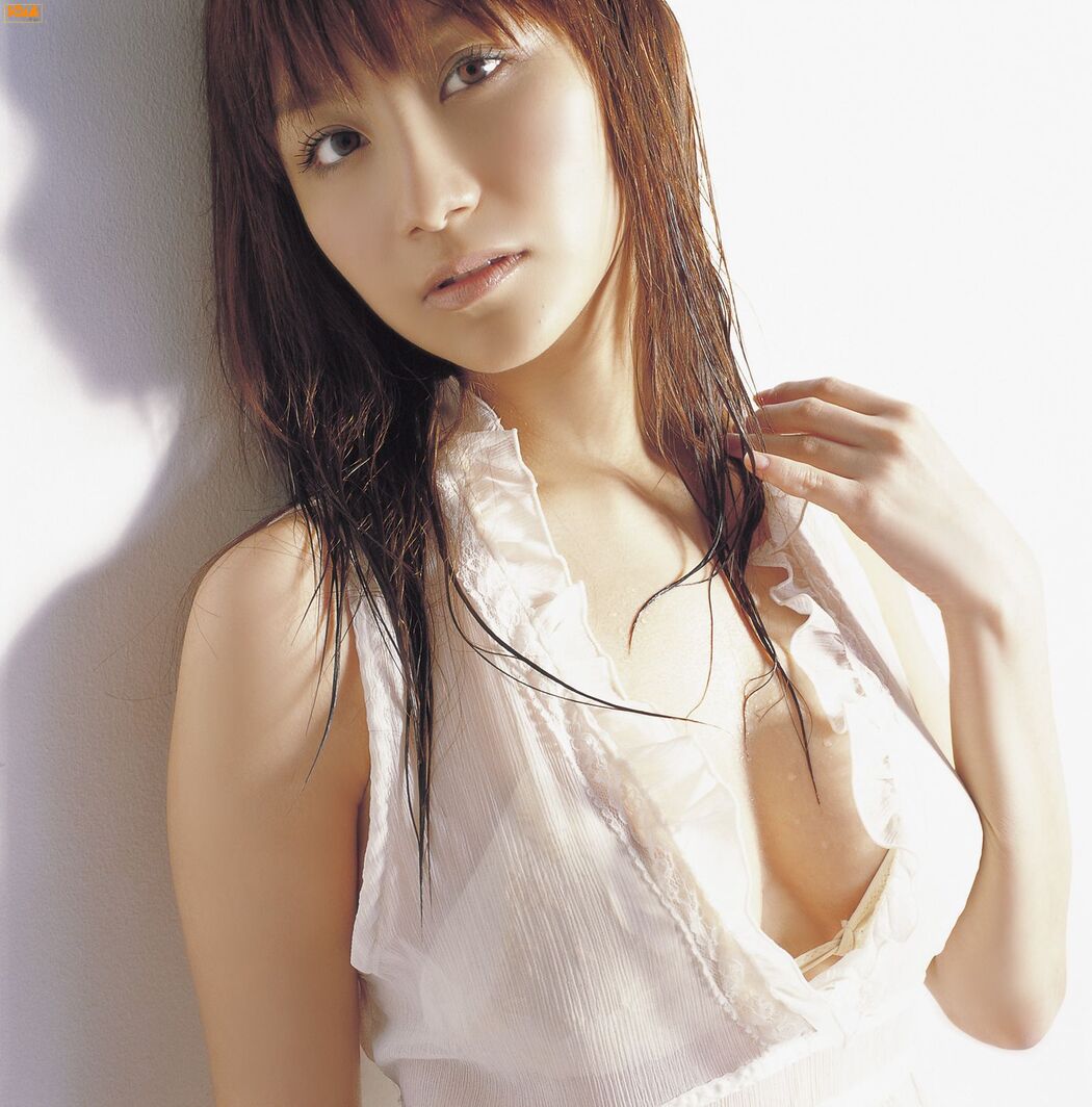 [Bomb.TV] August 2007 Ai Kawanaka Kawanaka River / Hemp Series