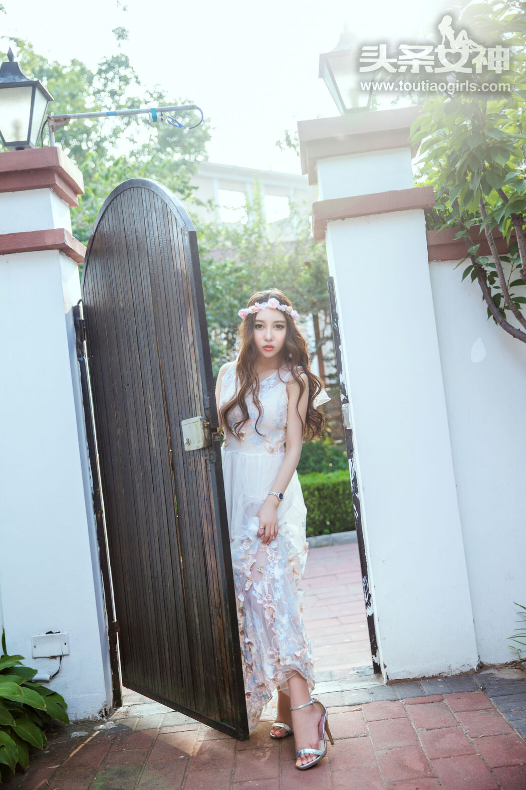 Li Zixi "Flower Fairy" [Headline Goddess]