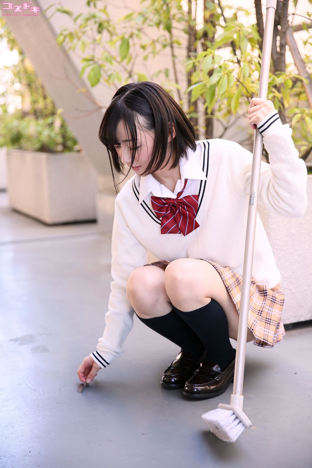 [Cosdoki] Sakura Momoi momoisakura_pic_seifuku1