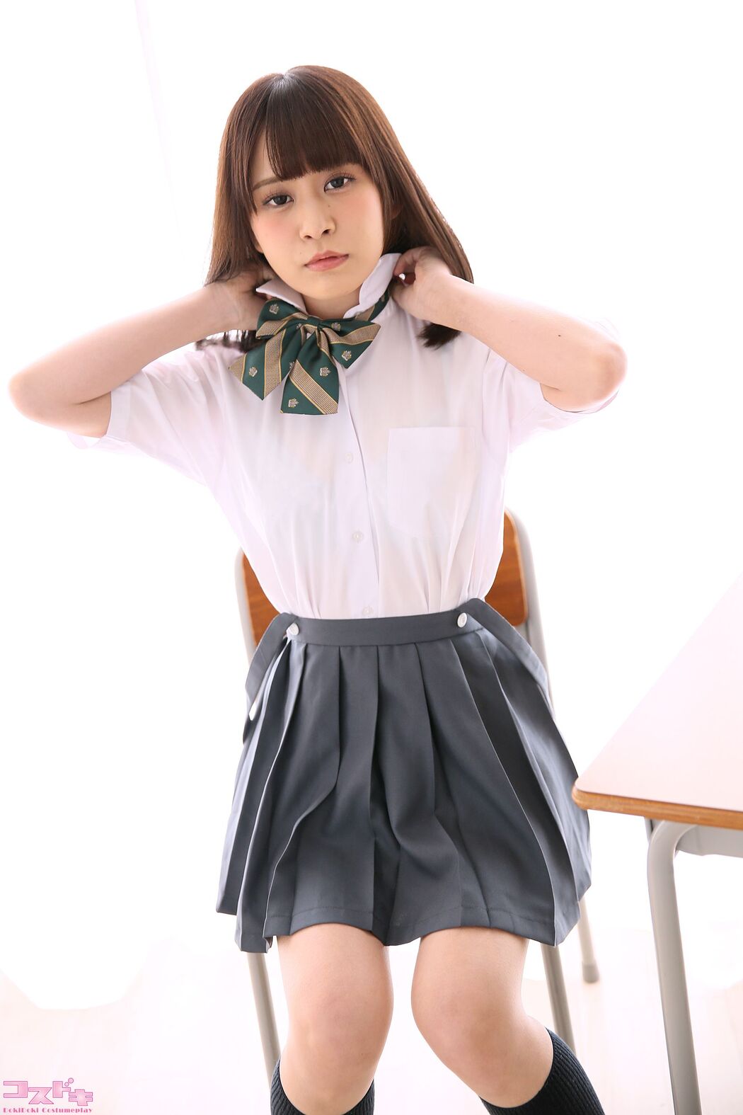 [Cosdoki] Rio Naruse 成瀬りお2 naruserio2_pic_seifukutsuri1+2