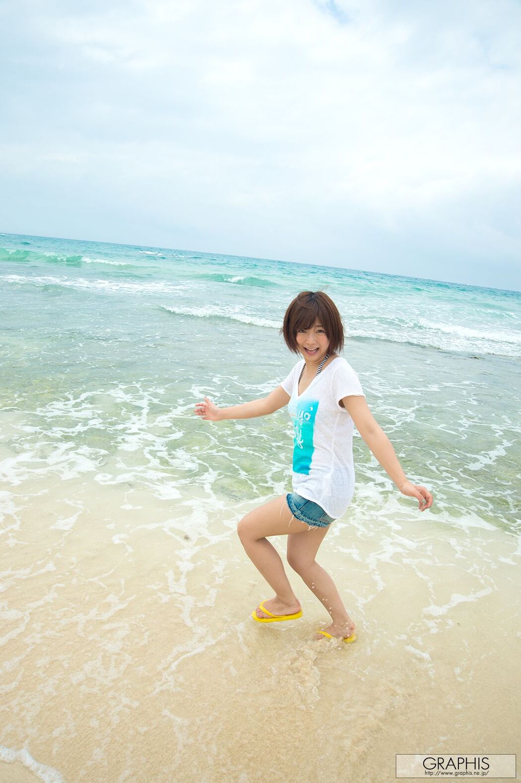 Rina Himekawa / Miyako Island 《Memories》 [Graphis] Special Contents