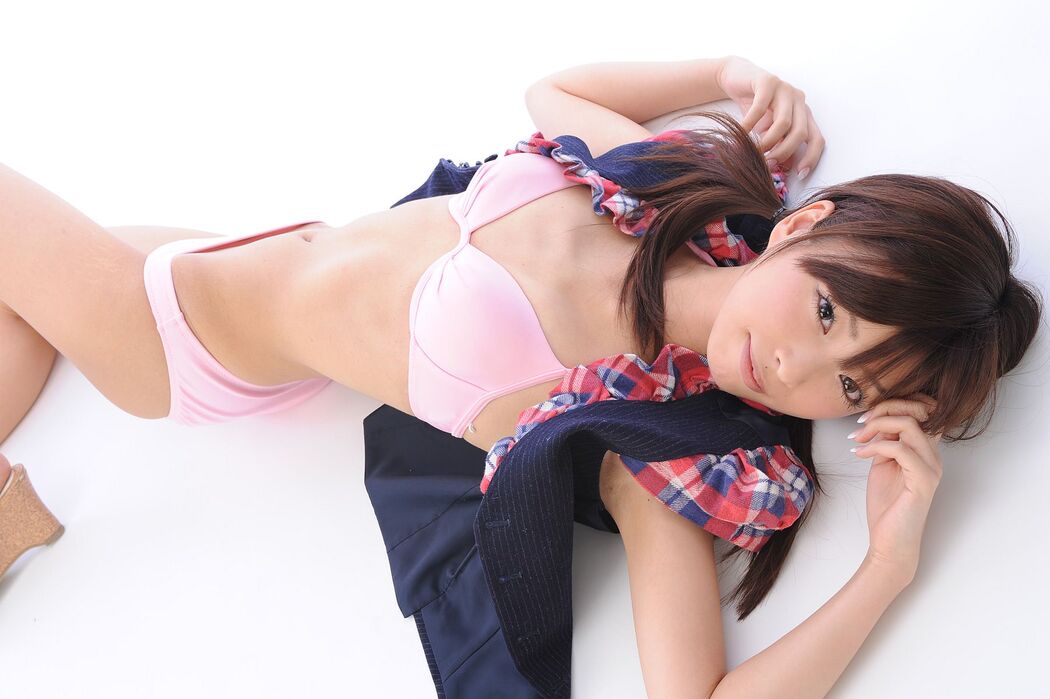 [Sabra.net] NEW COVER GIRL Yuka Hirata