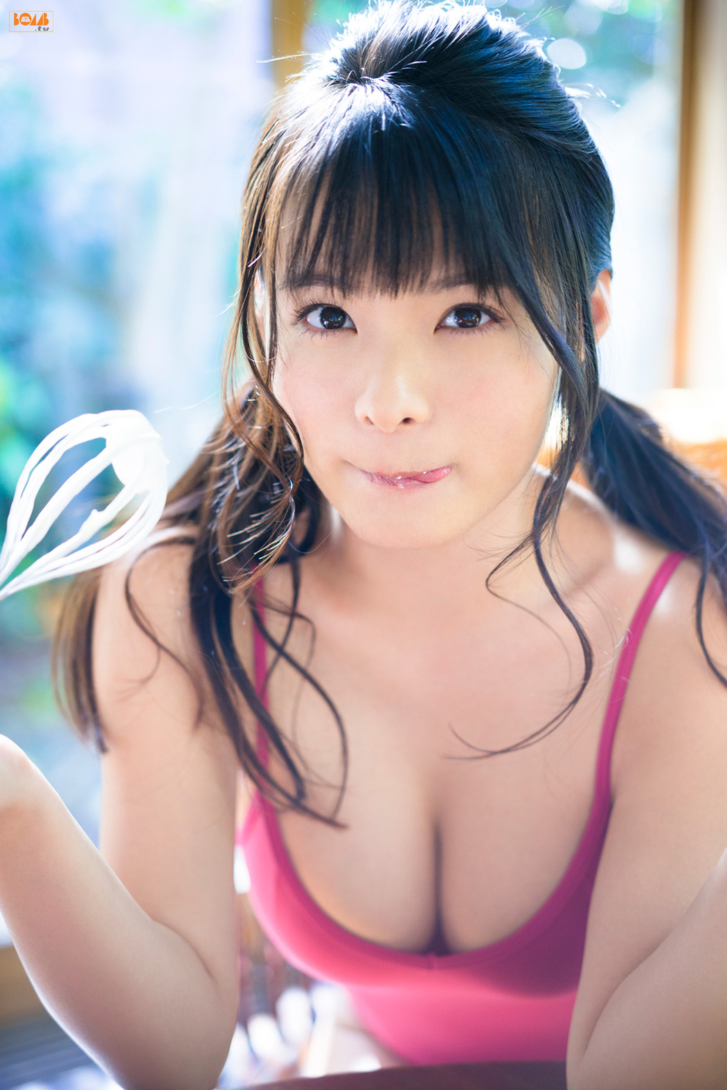 Hoshina Mizuki << My room is sunny >> [Bomb.TV] February 2016 issue