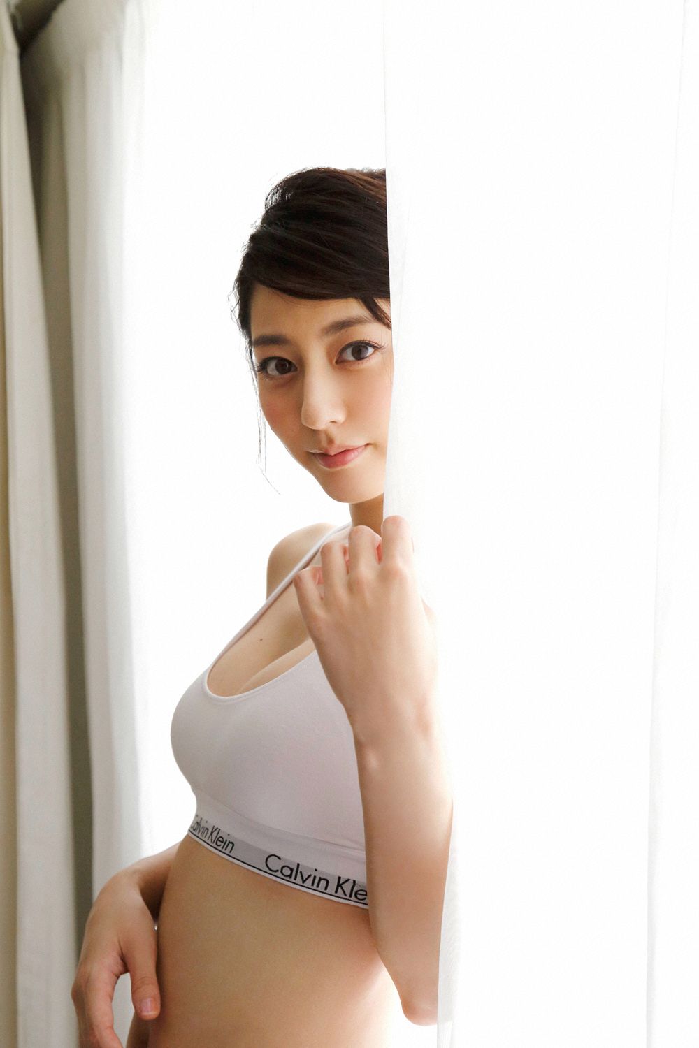 [Bomb.TV] March 2006 Yuko Ogura Yuko Ogura