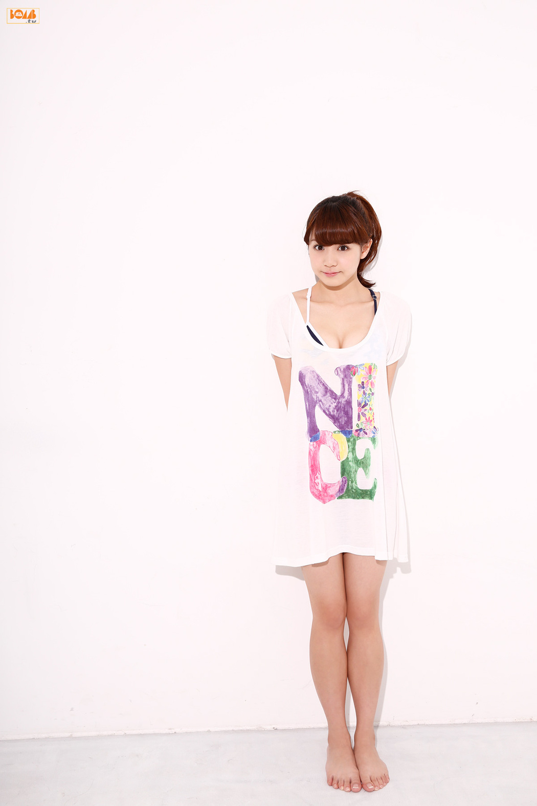 Makoto Okunaka "Let's fly Mako-chan!" [Bomb.TV] January 2015 issue