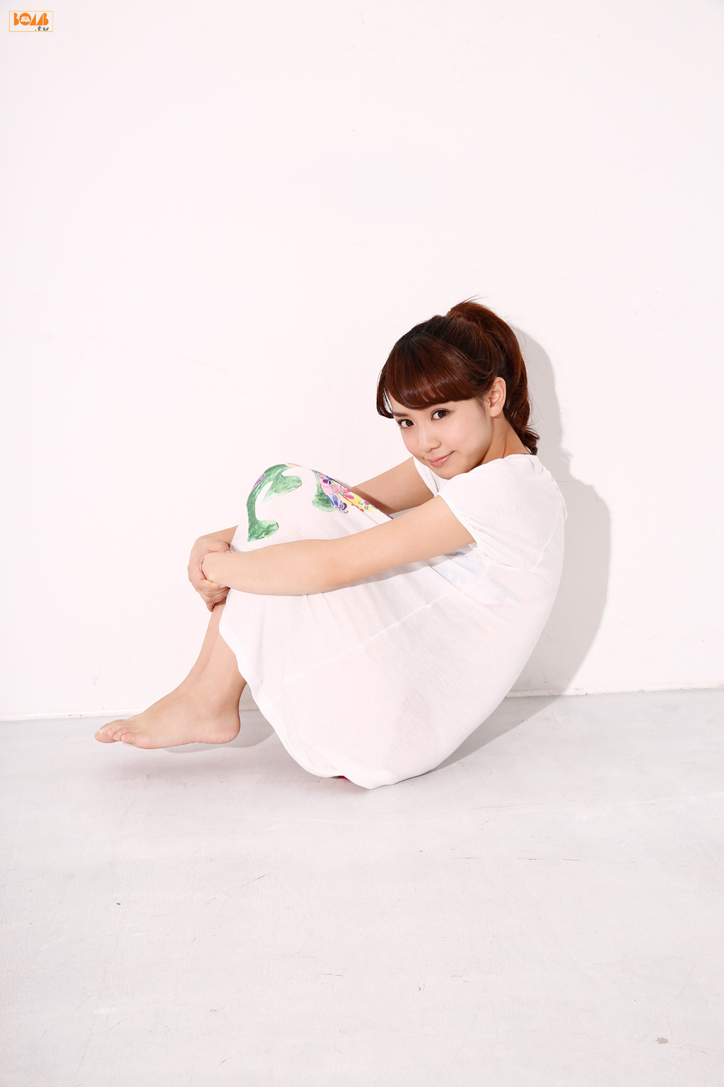 Makoto Okunaka "Let's fly Mako-chan!" [Bomb.TV] January 2015 issue