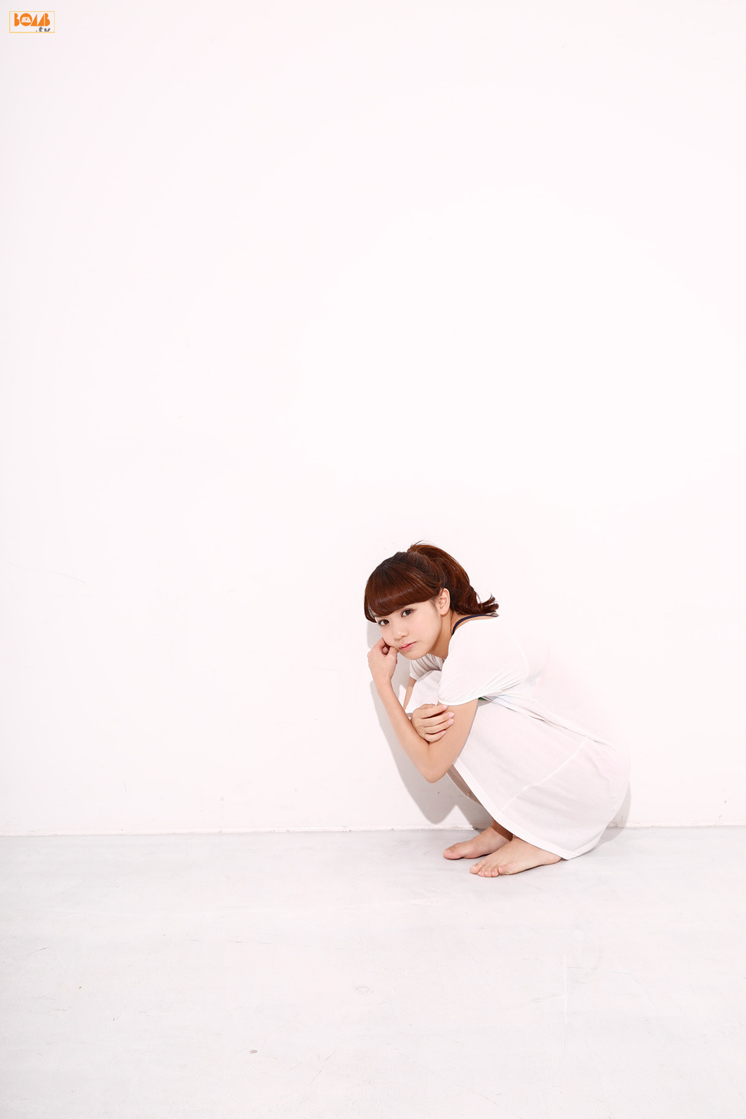 Makoto Okunaka "Let's fly Mako-chan!" [Bomb.TV] January 2015 issue