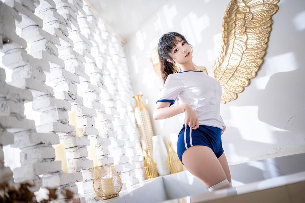 Coser@奇行家狗崽 Vol.001 浴场的体操服