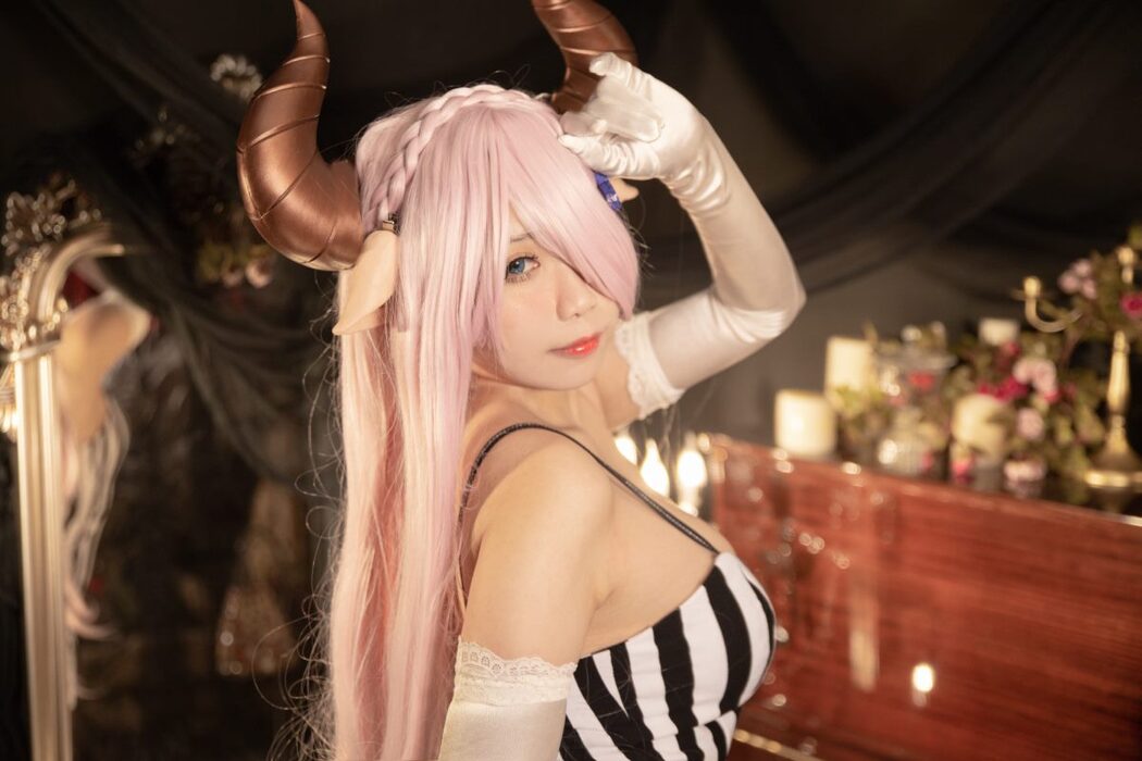 Coser@贞子蜜桃 Vol.001 娜露梅亚礼服