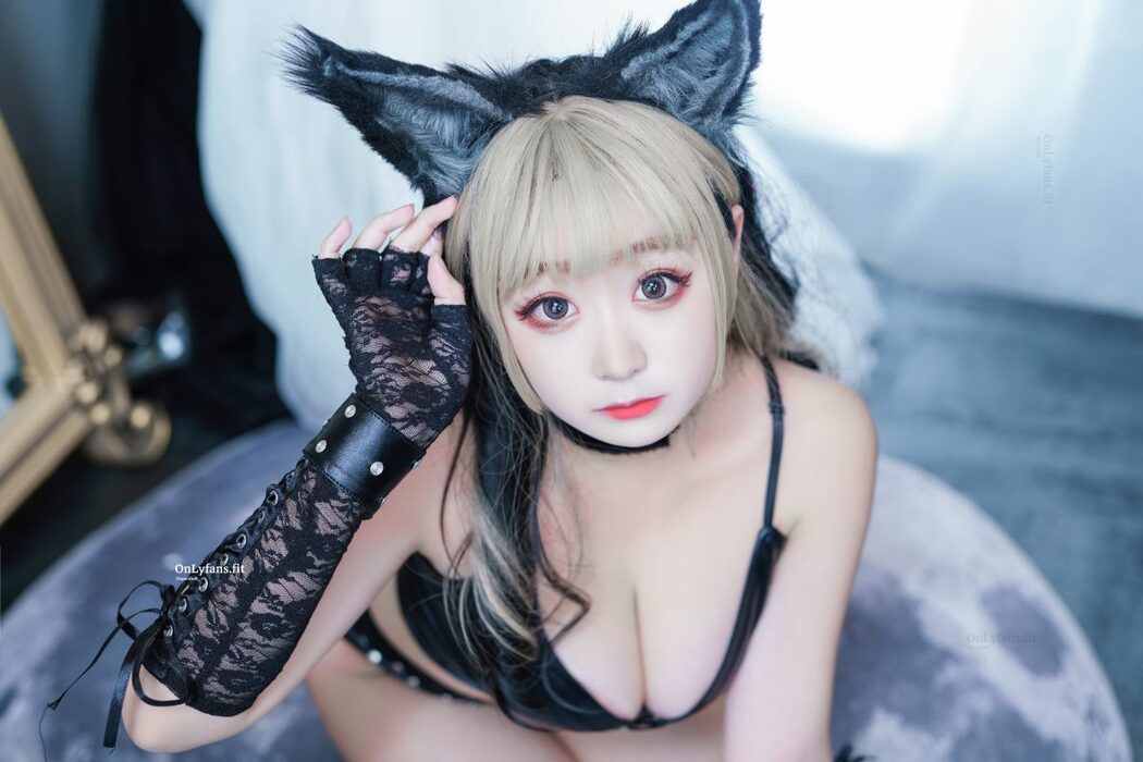 Coser@恩田直幸 Vol.006 皮衣小狼
