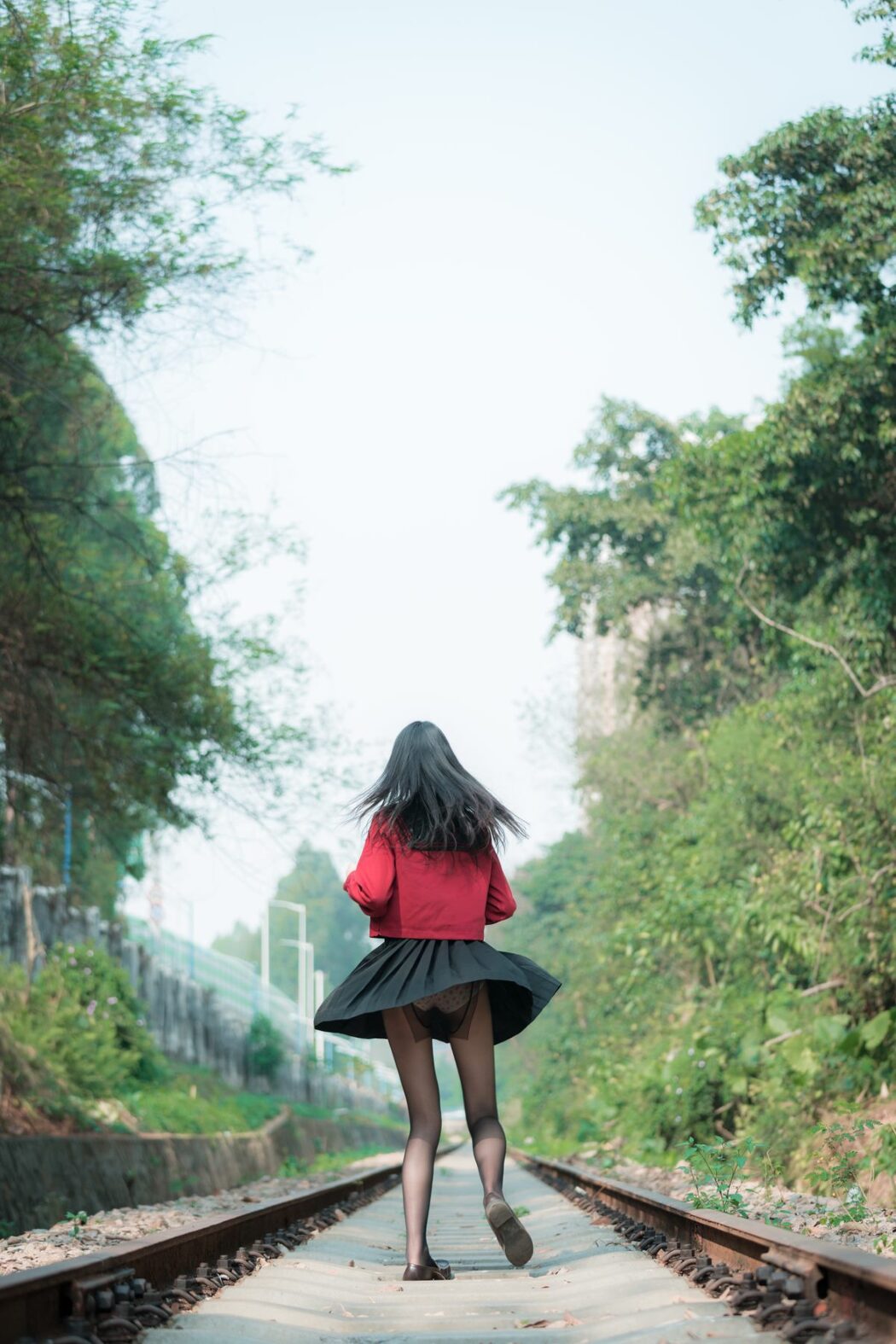 Coser@西瓜少女 Vol.011 铁轨成片