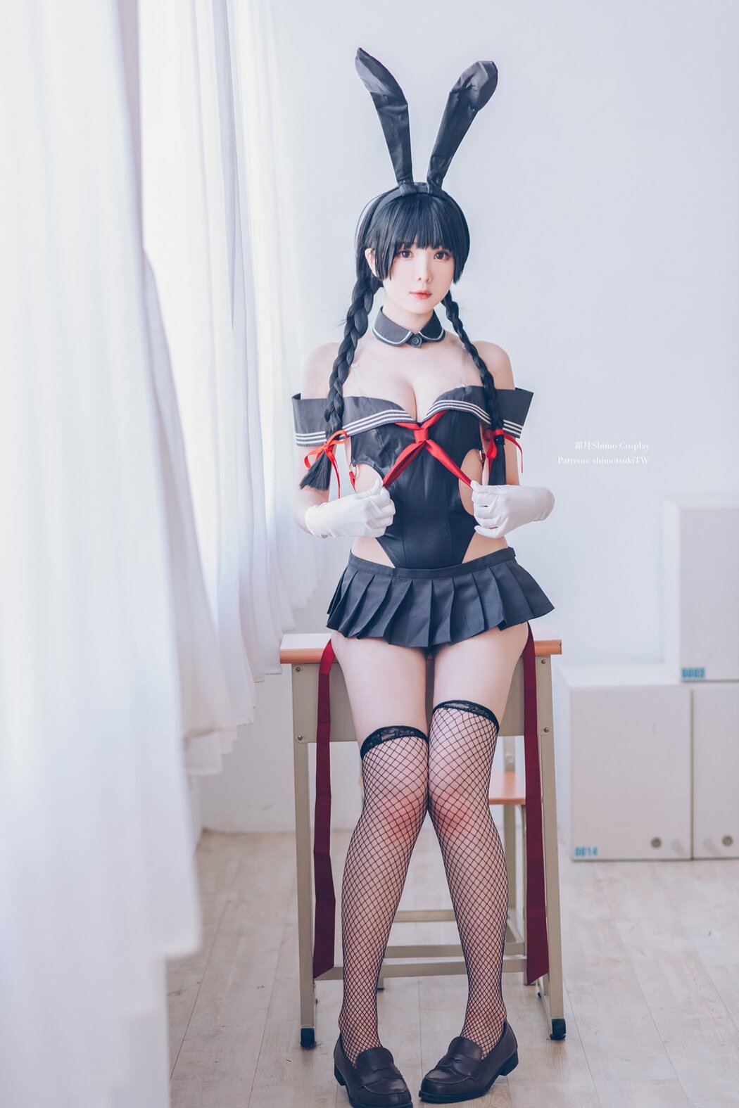 Coser@霜月shimo Vol.042 卯月桃子 水手服兔女郎 Cover Photo