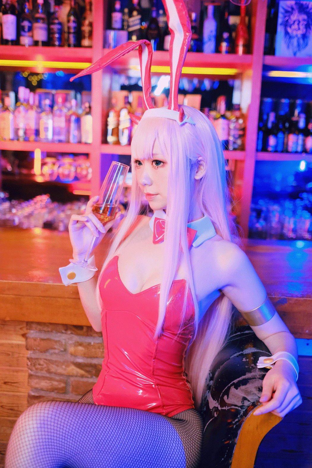 Coser@izumi泉桃子 Vol.001 兔女郎
