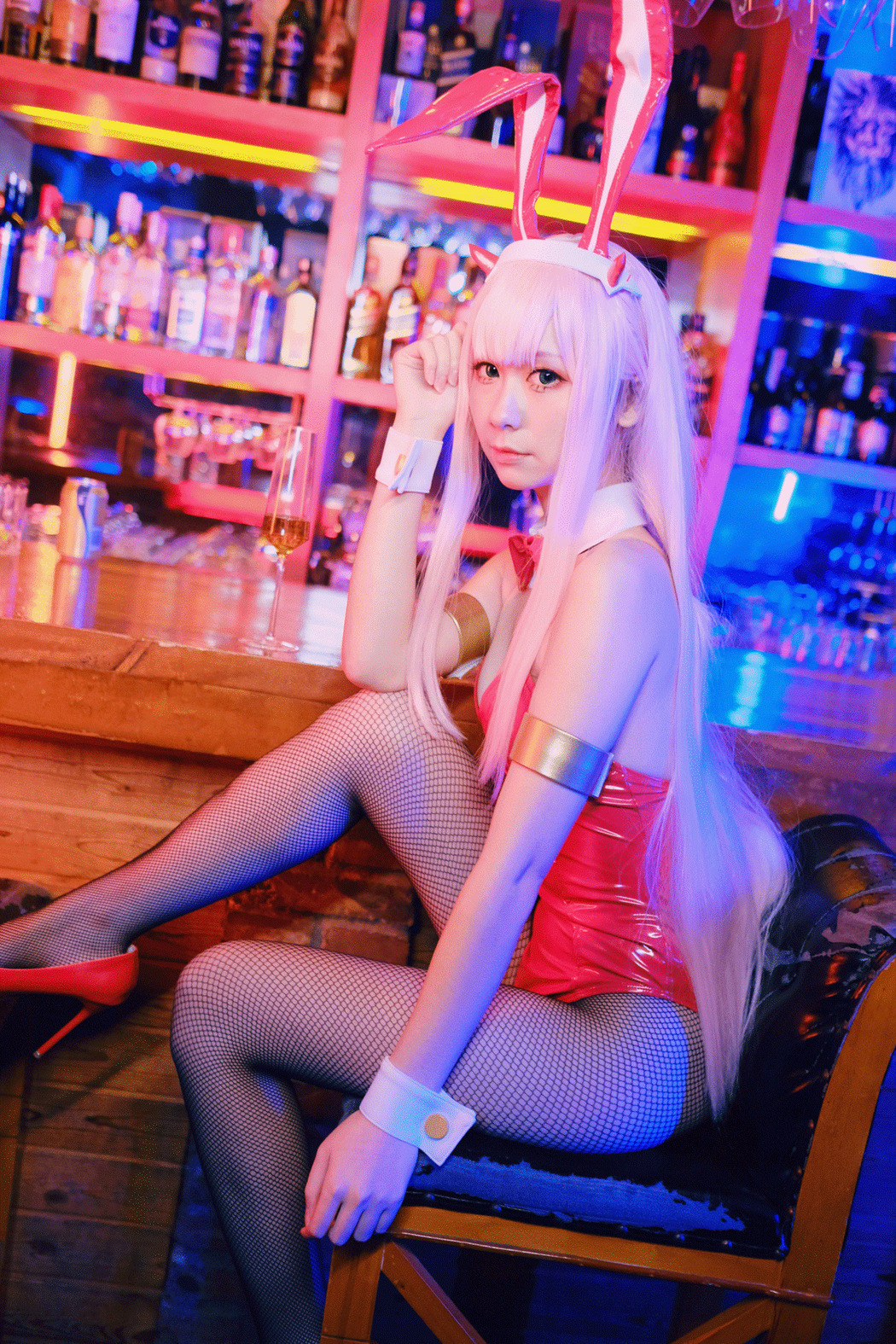 Coser@izumi泉桃子 Vol.001 兔女郎
