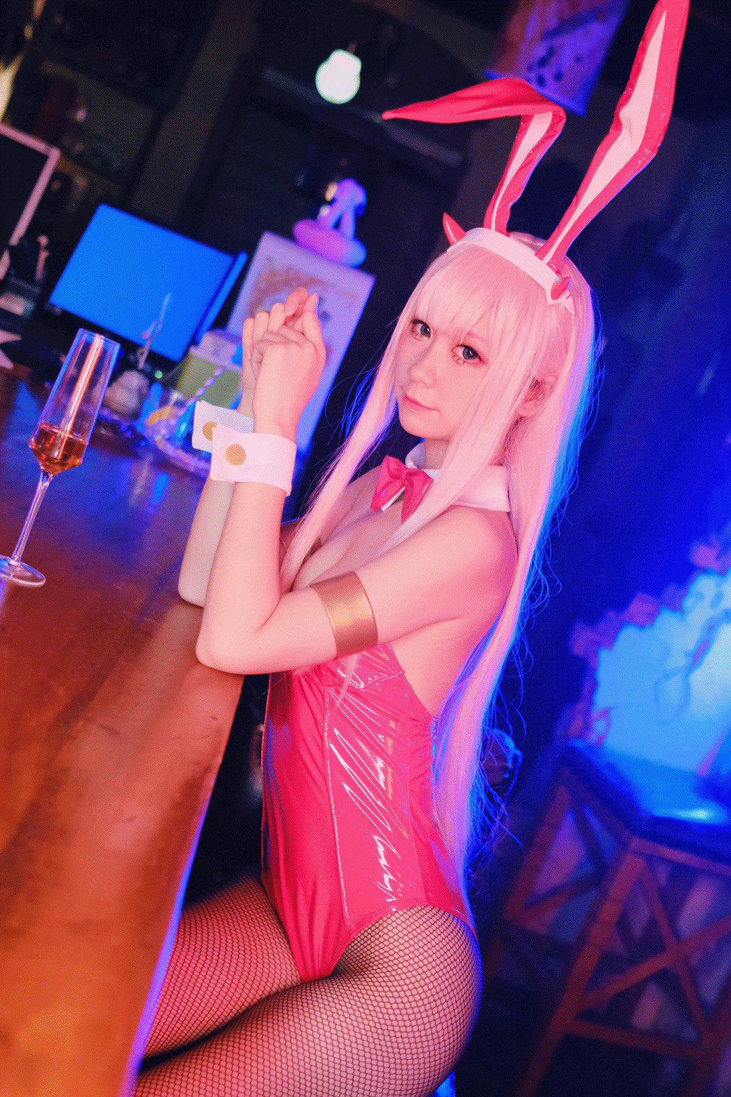 Coser@izumi泉桃子 Vol.001 兔女郎