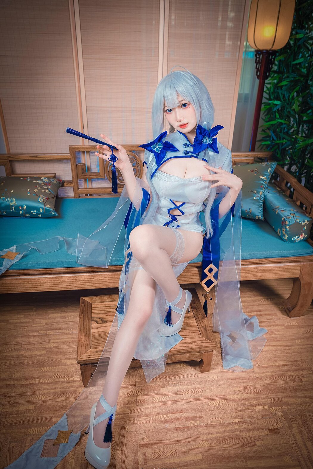 Coser@封疆疆v Vol.003 碧蓝航线 光辉cos Cover Photo